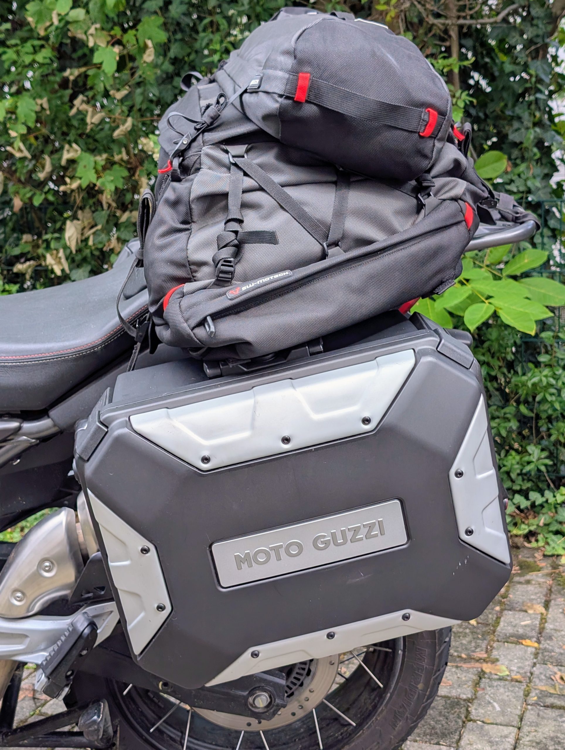 A 120 Liter Hard / Soft Luggage Solution for the Moto Guzzi V85 TT